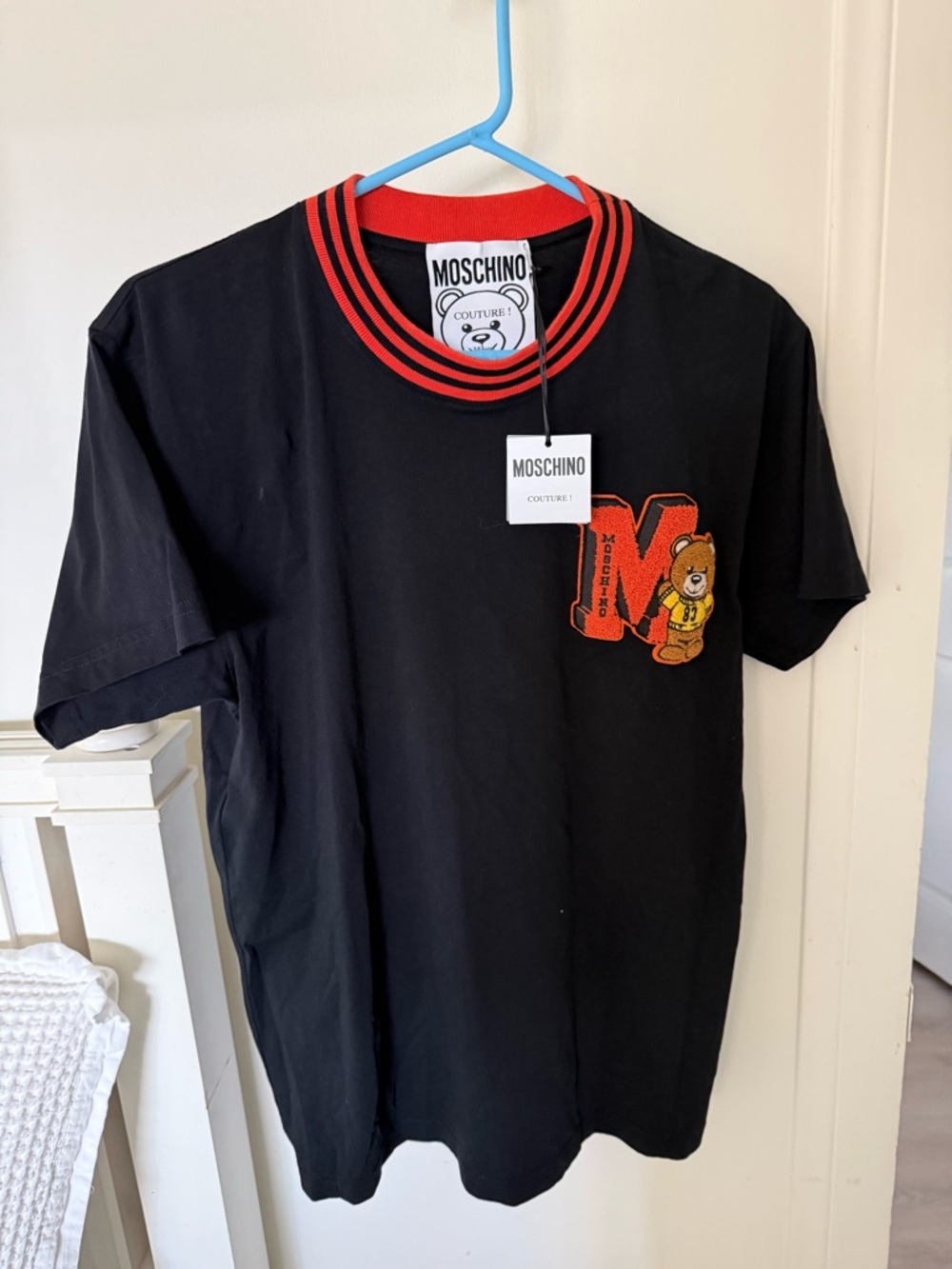 Moschino Black cotton Tee with Orange ribbed Collar & Teddy M Patch Sz M NWT